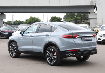 Подержанный автомобиль Geely Tugella 2023 года (7 фото)