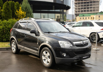 Подержанный автомобиль Opel Antara 2013 года (2 фото)
