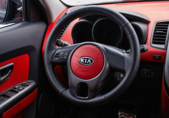 Подержанный автомобиль Kia Soul 2009 года (15 фото)