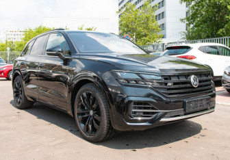 Новый Volkswagen Touareg 2025 (3 фото)