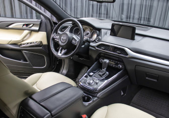 Подержанный автомобиль Mazda CX-9 2020 года (10 фото)