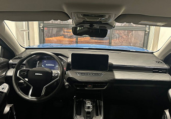 Новый Haval Jolion 2025 (10 фото)