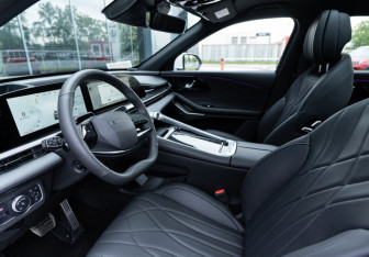 Новый Exeed RX 2025 (17 фото)