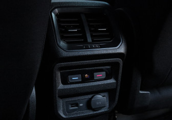 Подержанный автомобиль Volkswagen Tiguan 2018 года (10 фото)