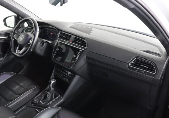 Подержанный автомобиль Volkswagen Tiguan 2021 года (10 фото)
