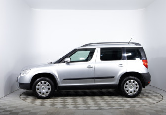 Подержанный автомобиль Skoda Yeti 2011 года (8 фото)