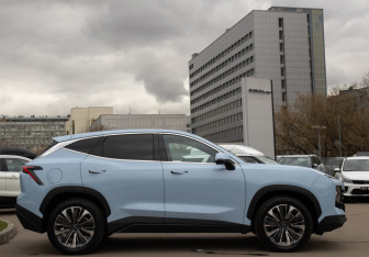 Подержанный автомобиль Jetour Dashing 2023 года (3 фото)