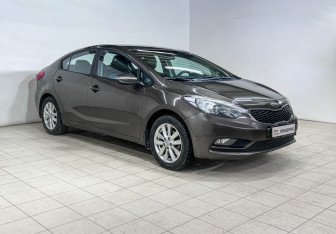 Подержанный автомобиль Kia Cerato Sedan 2013 года (3 фото)