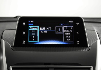 Подержанный автомобиль Mitsubishi Eclipse Cross 2018 года (14 фото)