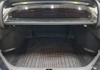 Подержанный автомобиль Toyota Camry Sedan 2019 года (10 фото)