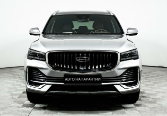 Подержанный автомобиль Geely Monjaro 2022 года (2 фото)