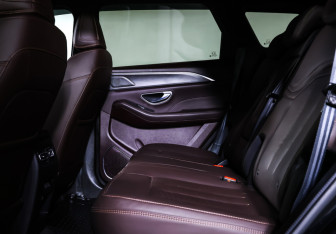 Подержанный автомобиль Jetour X90 2023 года (12 фото)