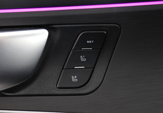 Подержанный автомобиль Changan UNI-K 2023 года (15 фото)