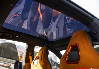 Подержанный автомобиль Zeekr 001 2023 года (24 фото)