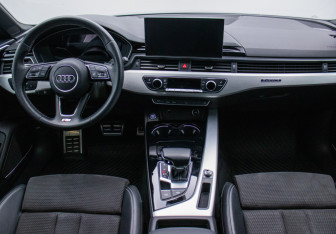 Подержанный автомобиль Audi A5 Liftback 2020 года (13 фото)
