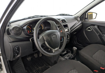 Подержанный автомобиль LADA (ВАЗ) Granta Sedan 2022 года (16 фото)