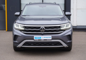 Подержанный автомобиль Volkswagen Teramont 2021 года (2 фото)