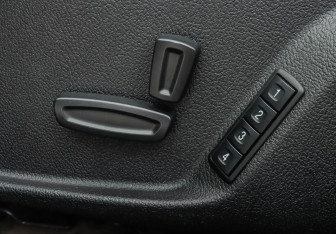 Подержанный автомобиль Ford Mondeo Sedan 2014 года (18 фото)