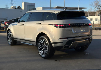 Новый Land Rover Range Rover Evoque 2025 (12 фото)