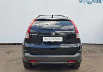 Подержанный автомобиль Honda CR-V 2014 года (6 фото)