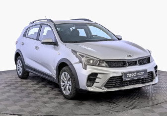 Подержанный автомобиль Kia Rio Hatchback 2021 года (3 фото)