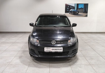 Подержанный автомобиль Volkswagen Polo Sedan 2014 года (2 фото)