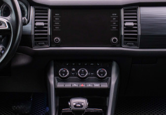 Подержанный автомобиль Skoda Kodiaq 2018 года (14 фото)