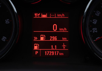 Подержанный автомобиль Opel Zafira Compactvan 2013 года (12 фото)