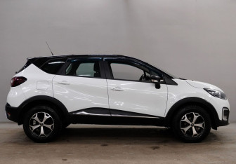 Подержанный автомобиль Renault Kaptur 2017 года (8 фото)
