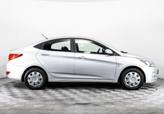 Подержанный автомобиль Hyundai Solaris Sedan 2016 года (4 фото)