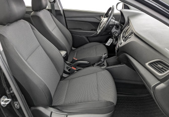 Подержанный автомобиль Hyundai Solaris Sedan 2017 года (24 фото)