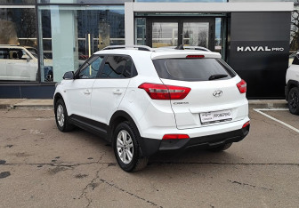 Подержанный автомобиль Hyundai Creta 2017 года (7 фото)