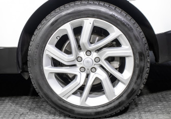 Подержанный автомобиль Land Rover Range Rover Sport 2014 года (20 фото)