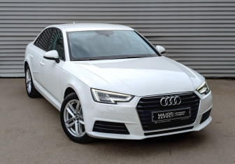 Подержанный автомобиль Audi A4 Sedan 2018 года (3 фото)