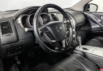 Подержанный автомобиль Nissan Murano Suv 2012 года (13 фото)