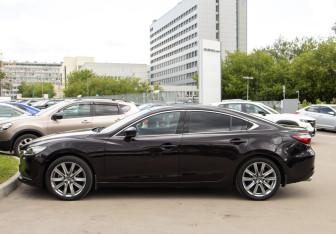 Подержанный автомобиль Mazda 6 Sedan 2023 года (6 фото)