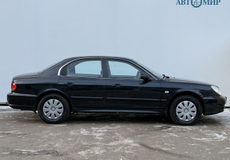 Подержанный автомобиль Hyundai Sonata 2008 года (4 фото)