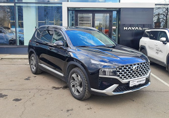 Подержанный автомобиль Hyundai Santa Fe 2021 года (3 фото)