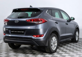 Подержанный автомобиль Hyundai Tucson 2017 года (3 фото)