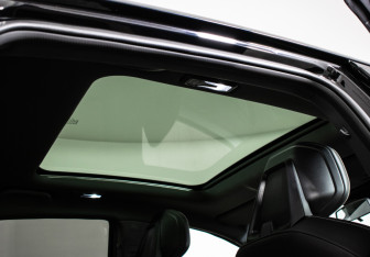 Подержанный автомобиль Changan UNI-V 2022 года (13 фото)