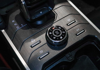 Подержанный автомобиль Jetour T2 2024 года (21 фото)