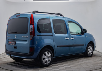 Подержанный автомобиль Renault Kangoo 2015 года (5 фото)