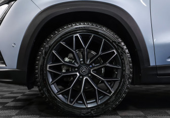 Подержанный автомобиль Changan UNI-T 2023 года (29 фото)