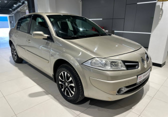Подержанный автомобиль Renault Megane Sedan 2008 года (2 фото)