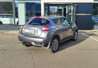 Подержанный автомобиль Nissan Juke 2017 года (5 фото)
