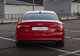 Подержанный автомобиль Audi A5 Coupe 2017 года (7 фото)
