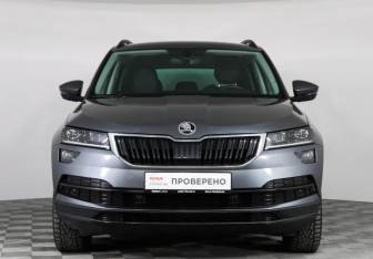 Подержанный автомобиль Skoda Karoq 2020 года (2 фото)