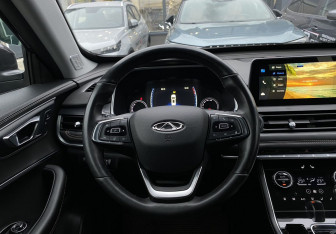 Подержанный автомобиль Chery Tiggo 8 Pro 2021 года (15 фото)