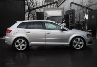 Подержанный автомобиль Audi A3 Hatchback 2008 года (4 фото)