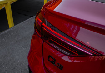 Подержанный автомобиль Audi Q3 Sportback 2021 года (15 фото)